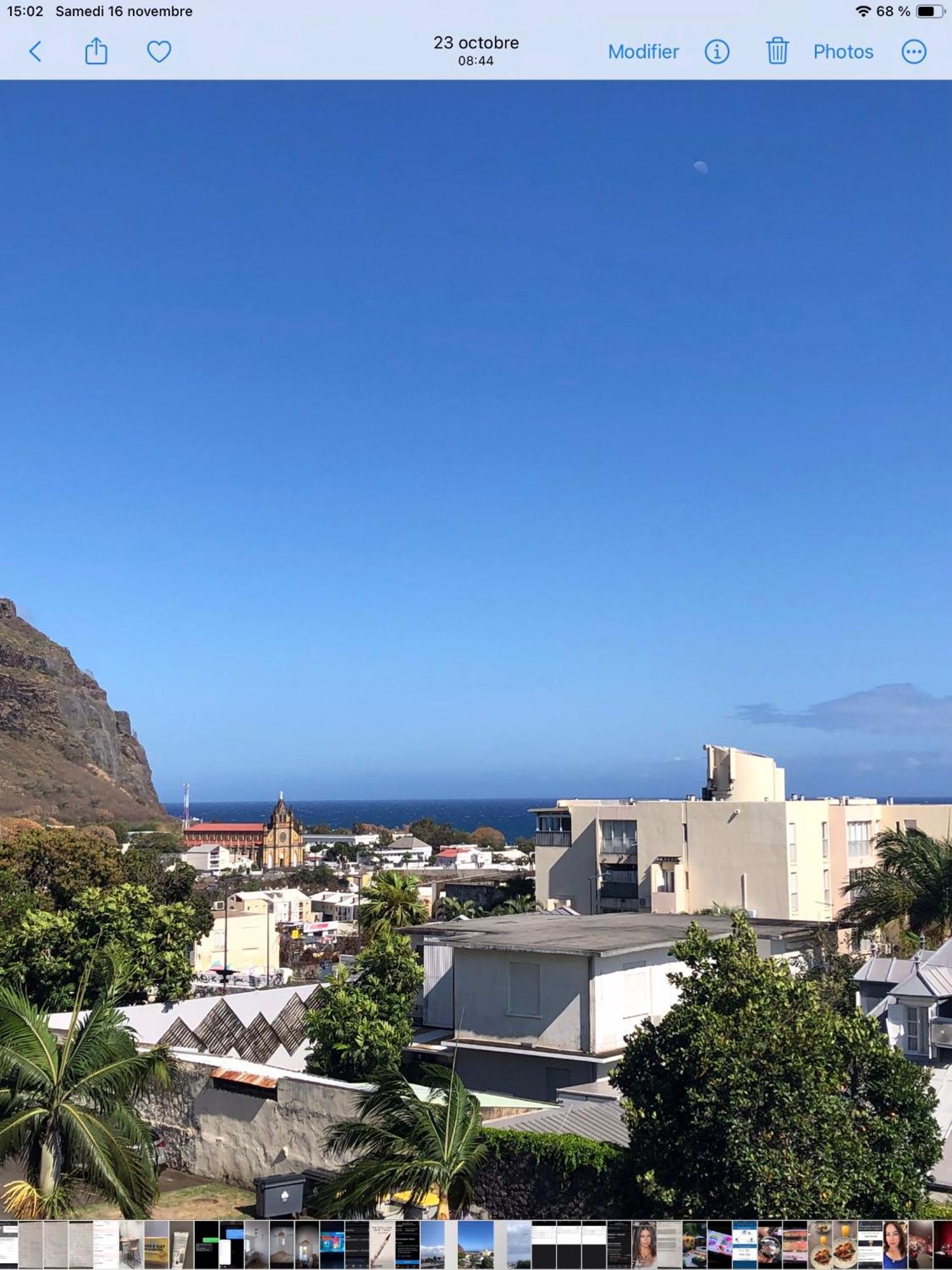Perle Au Centre Ville Avec Vue Mer Et Montagne Σαιν-Ντενί Εξωτερικό φωτογραφία